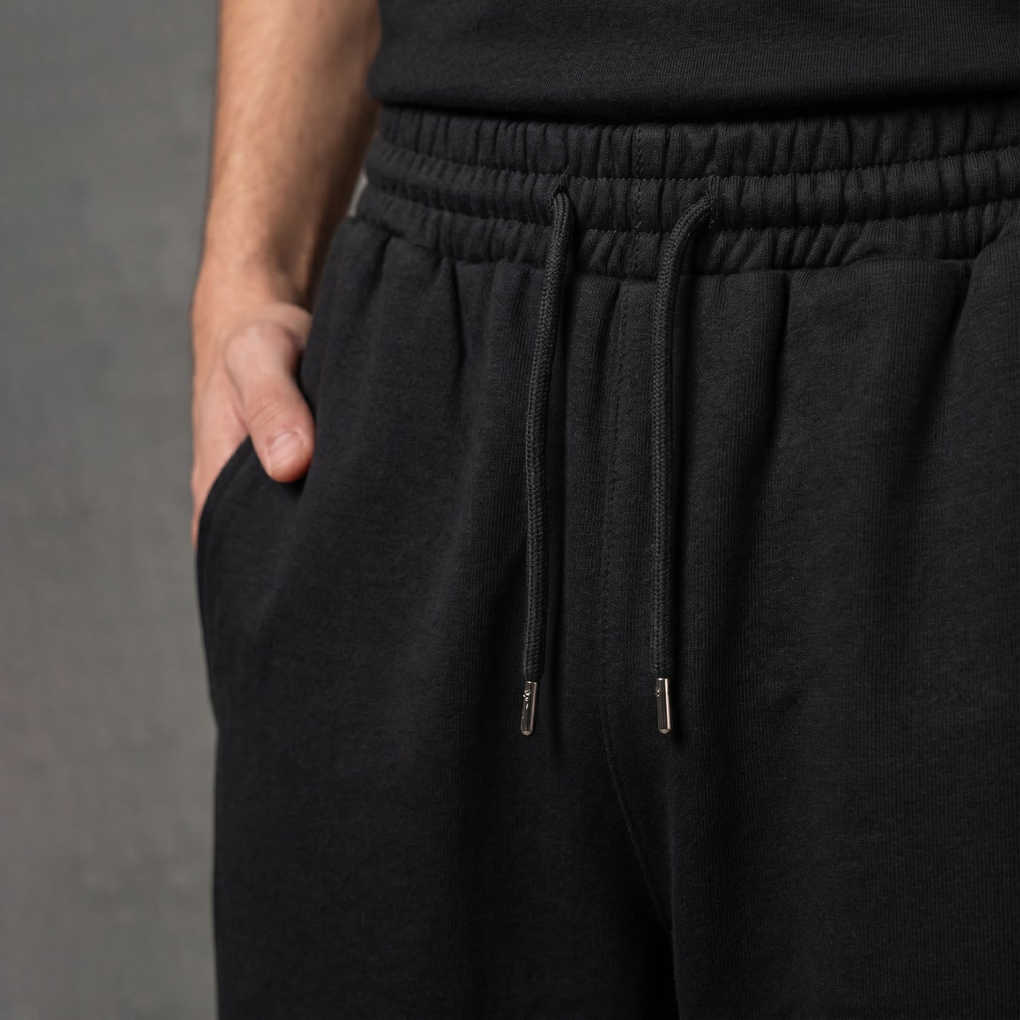 Core Cross Sweatpants